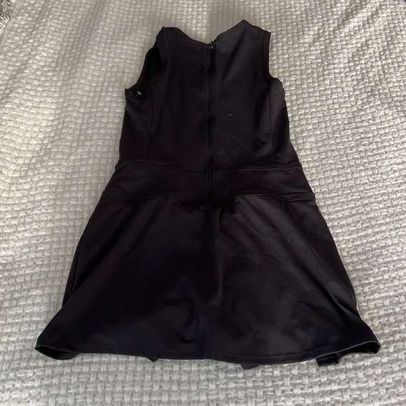 NWOT VUORI Topspin Dress Women's BreatheInterlock Dress $128 M - Picture 6 of 8